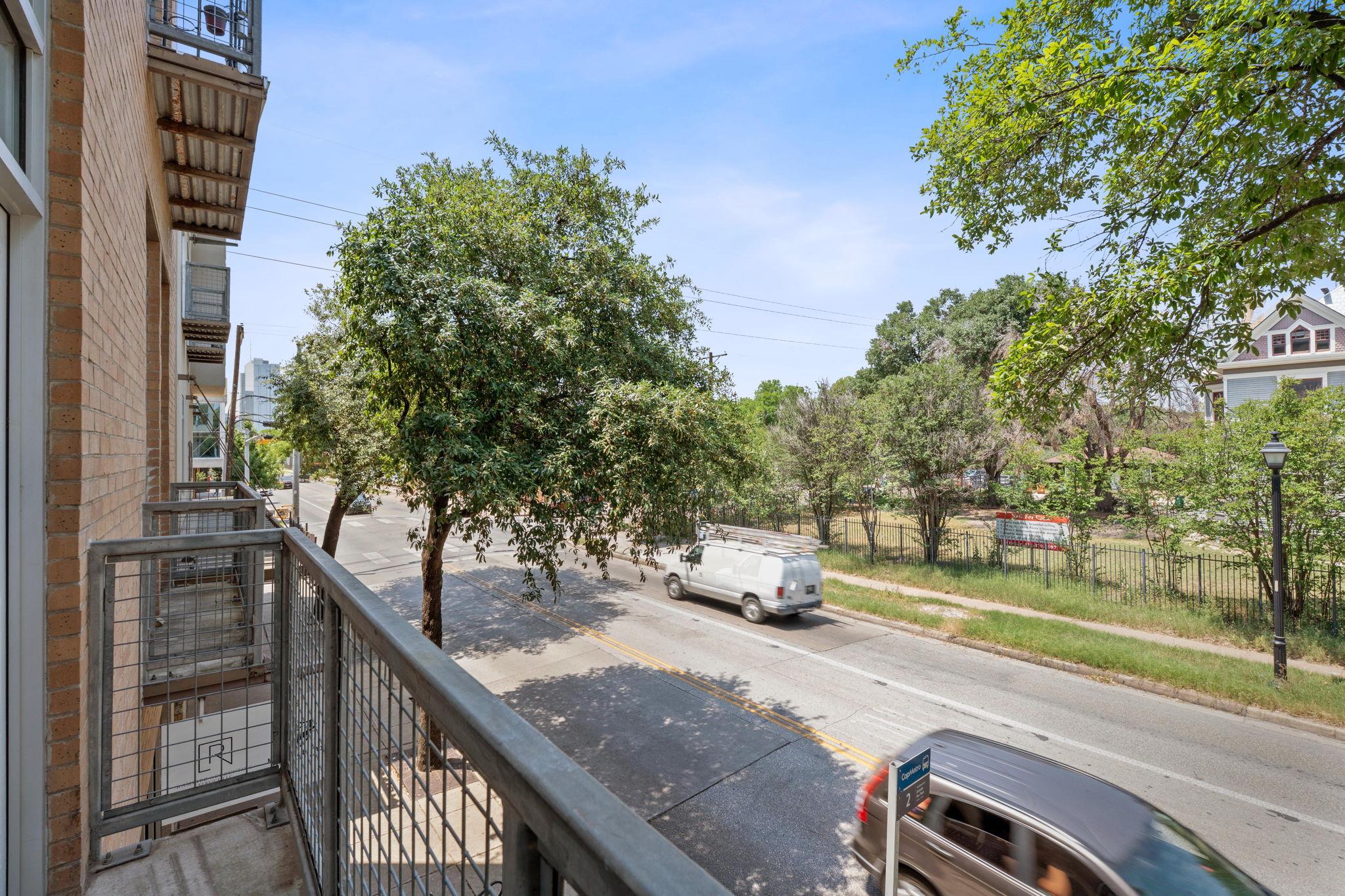 1601 E Cesar Chavez St # 104, Austin, TX 78702