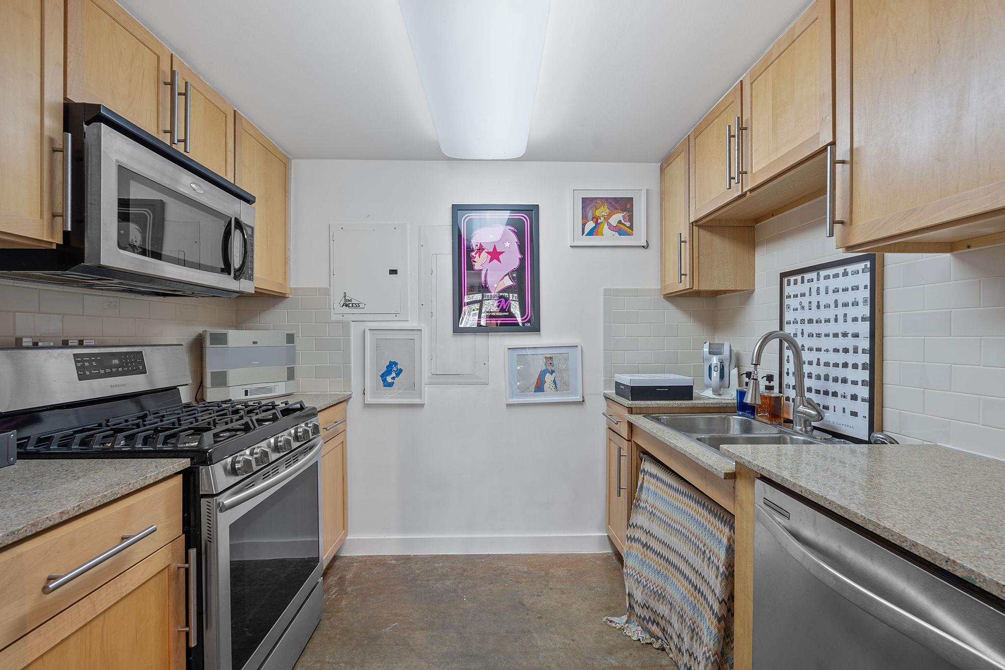 1601 E Cesar Chavez St # 104, Austin, TX 78702