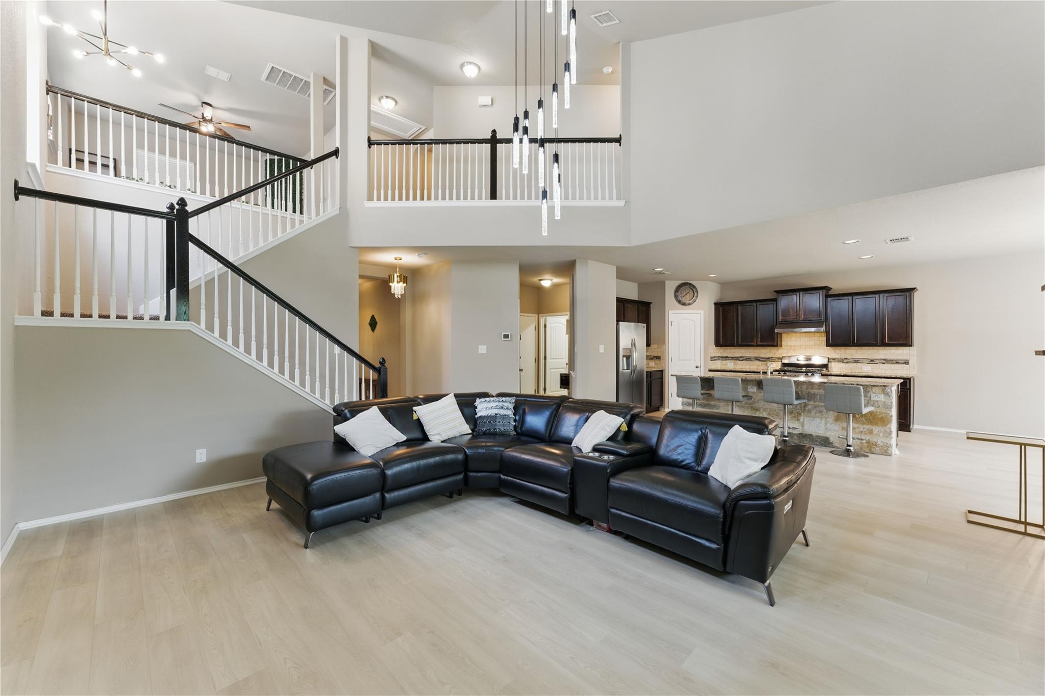 6739 Indian Ldg, San Antonio, TX 78253