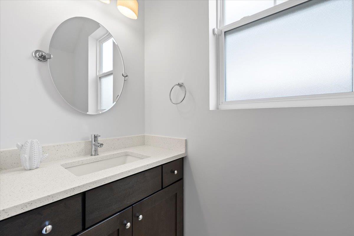 1500 Justin Ln # 2, Austin, TX 78757