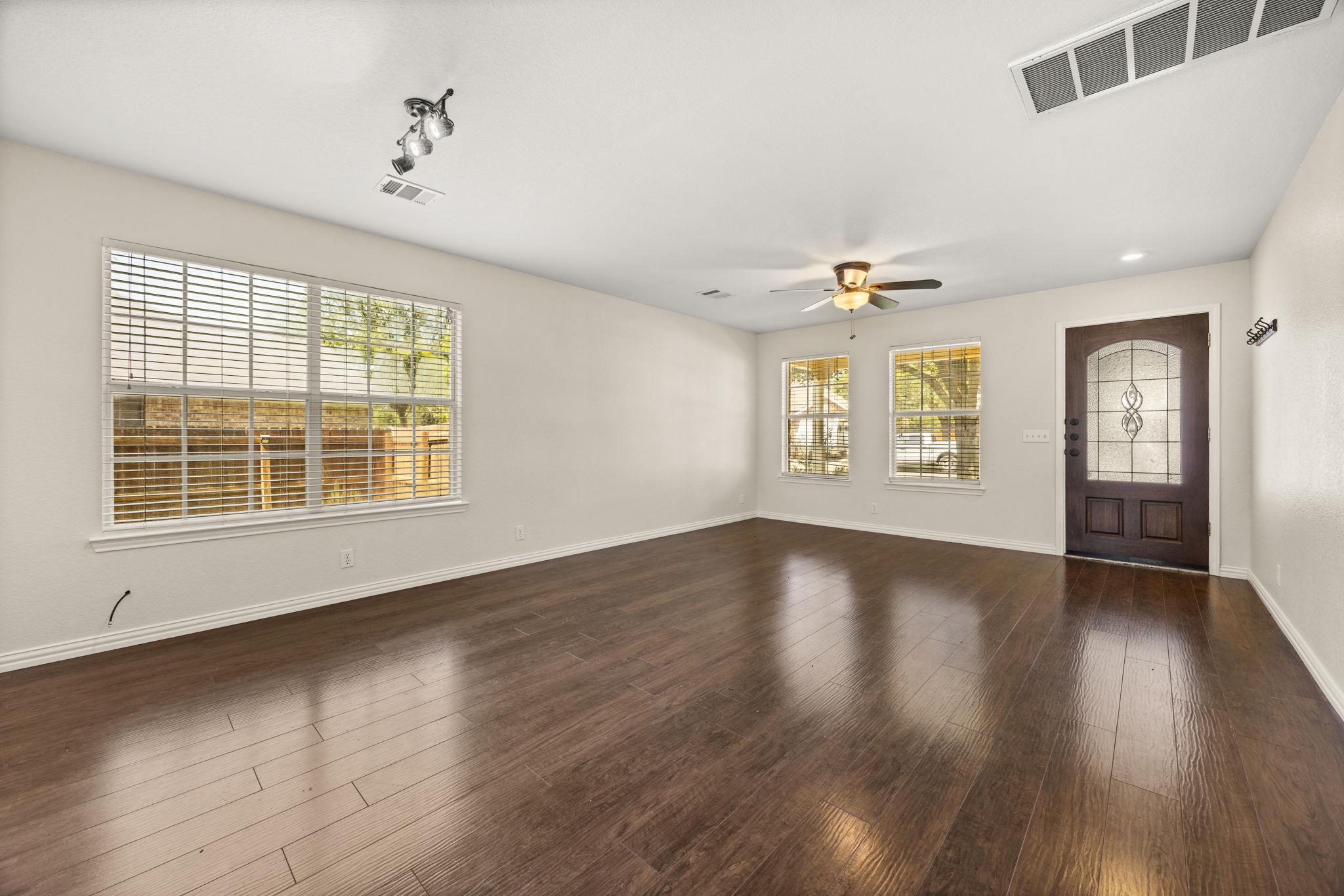 1322 Dove Haven Loop, Cedar Park, TX 78613