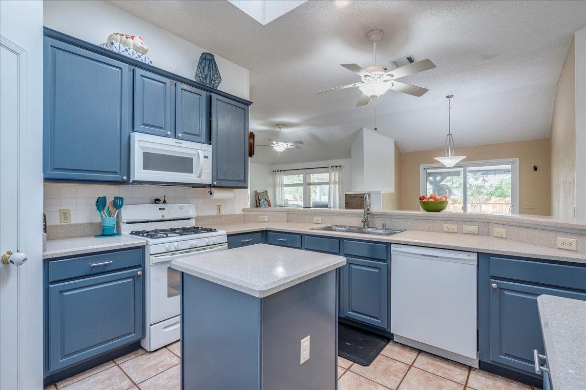 13214 Bennington Ln, Austin, TX 78753