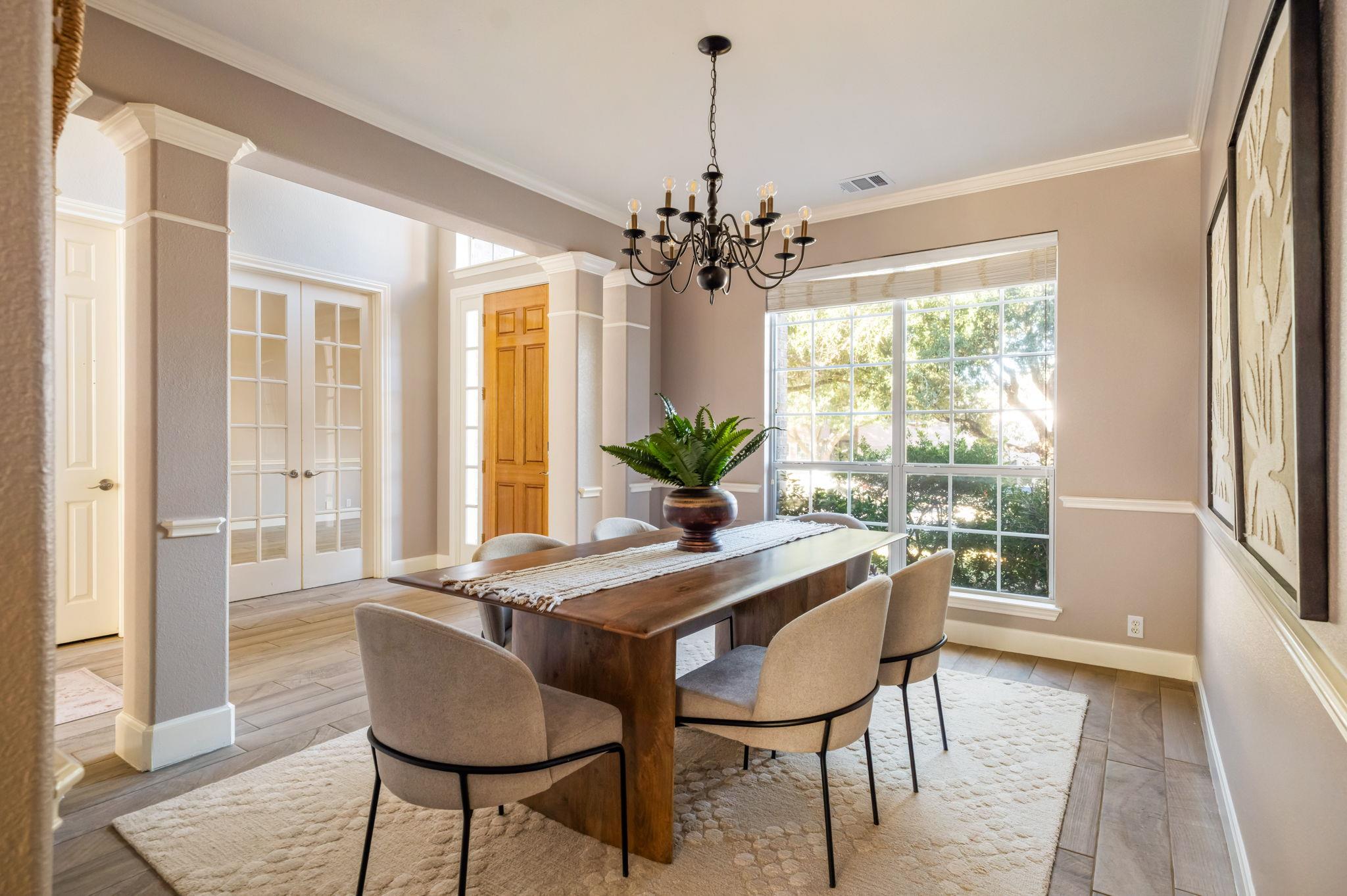 8101 Red Bird Ct, Austin, TX 78726