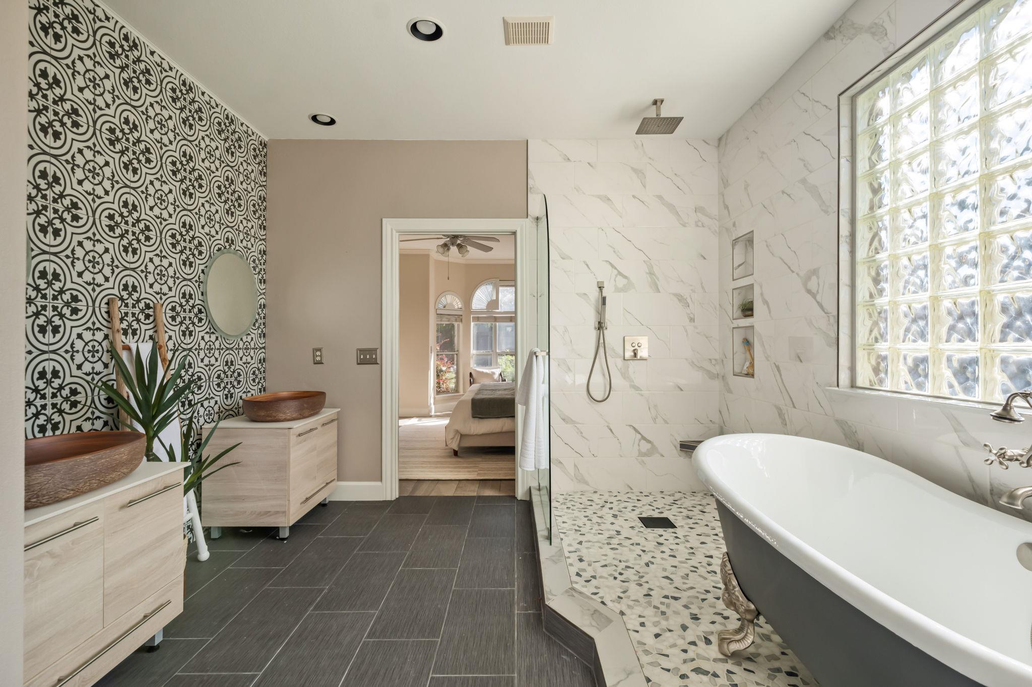 8101 Red Bird Ct, Austin, TX 78726