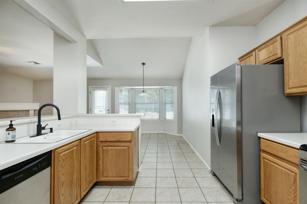 7104 Wandering Oak Rd, Austin, TX 78749
