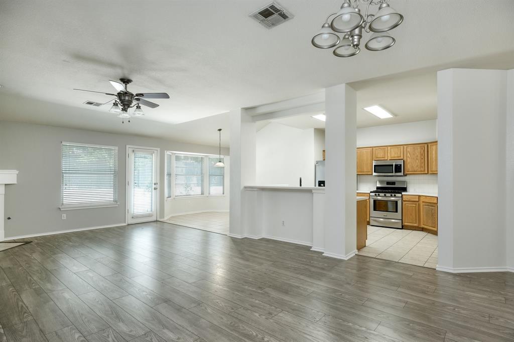 7104 Wandering Oak Rd, Austin, TX 78749