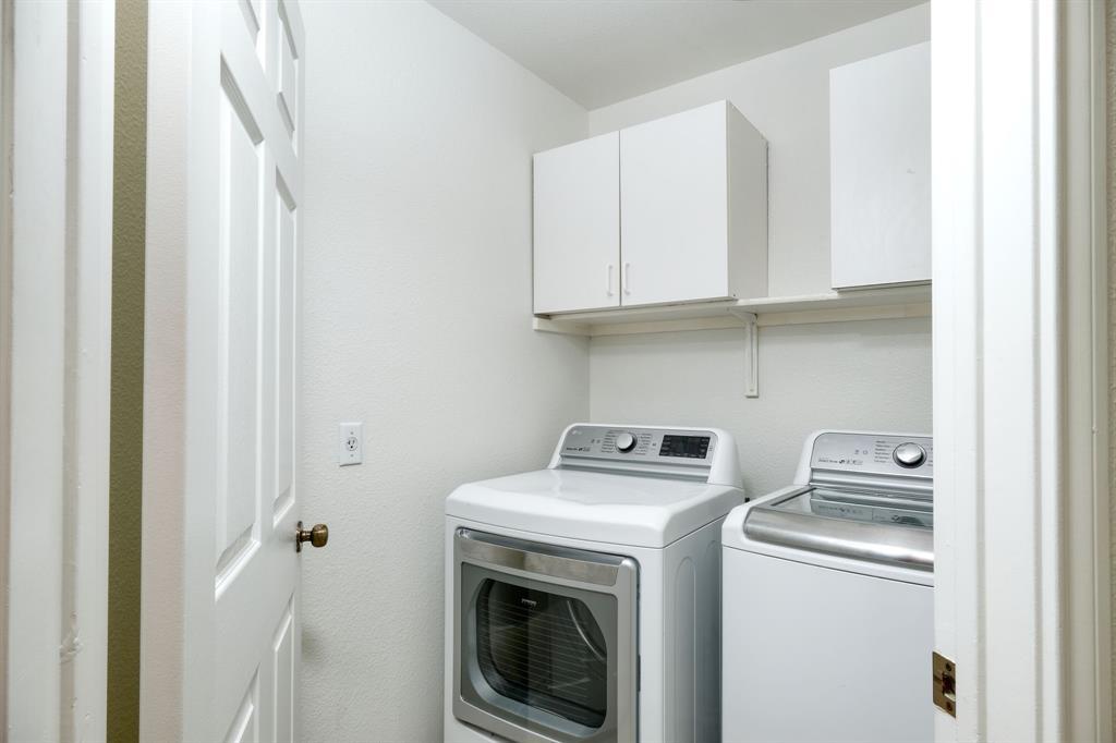 7104 Wandering Oak Rd, Austin, TX 78749