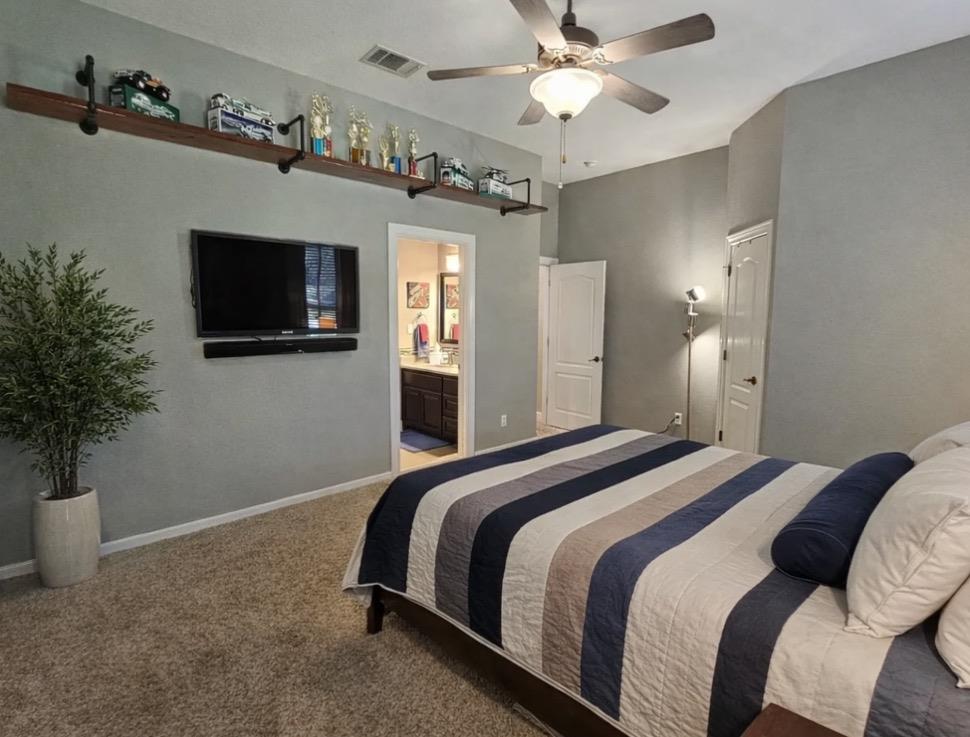 107 W Majestic Oak Ln, Georgetown, TX 78633