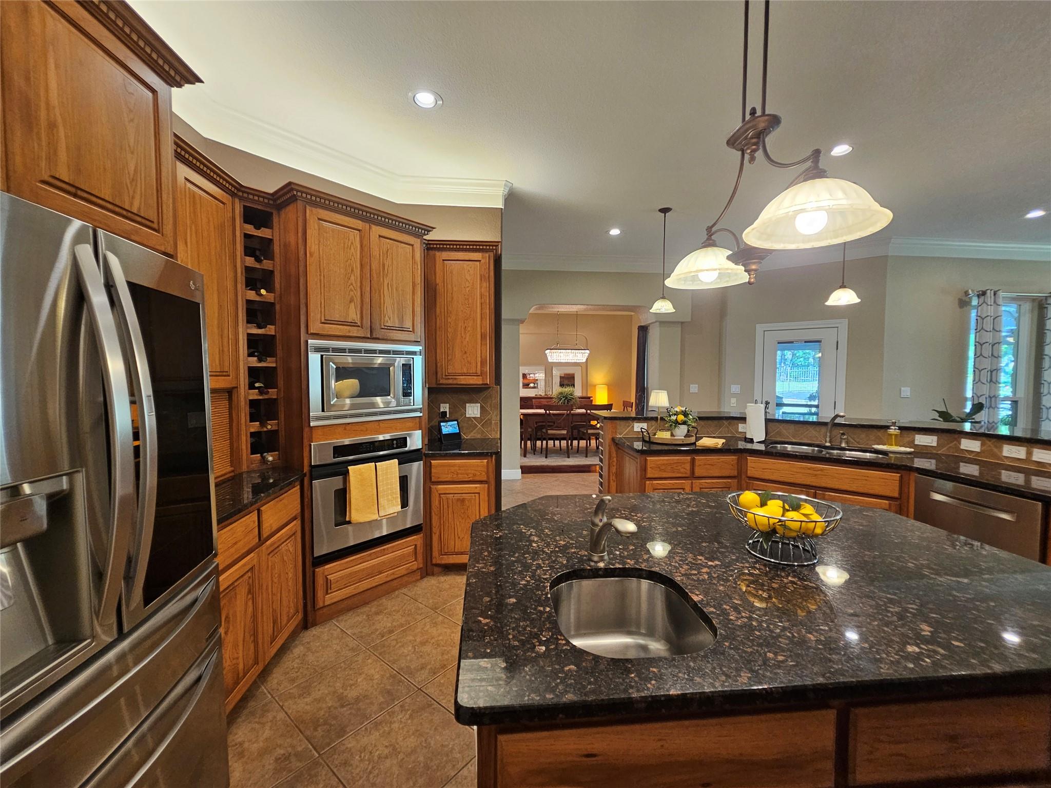 107 W Majestic Oak Ln, Georgetown, TX 78633