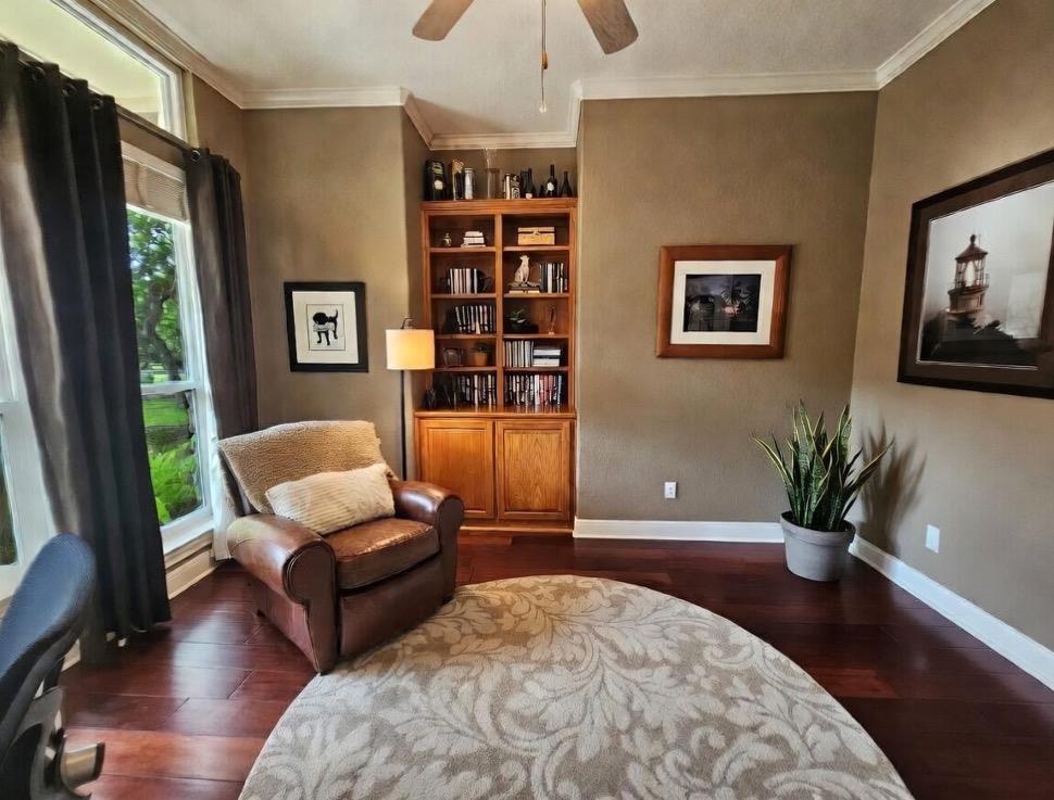 107 W Majestic Oak Ln, Georgetown, TX 78633