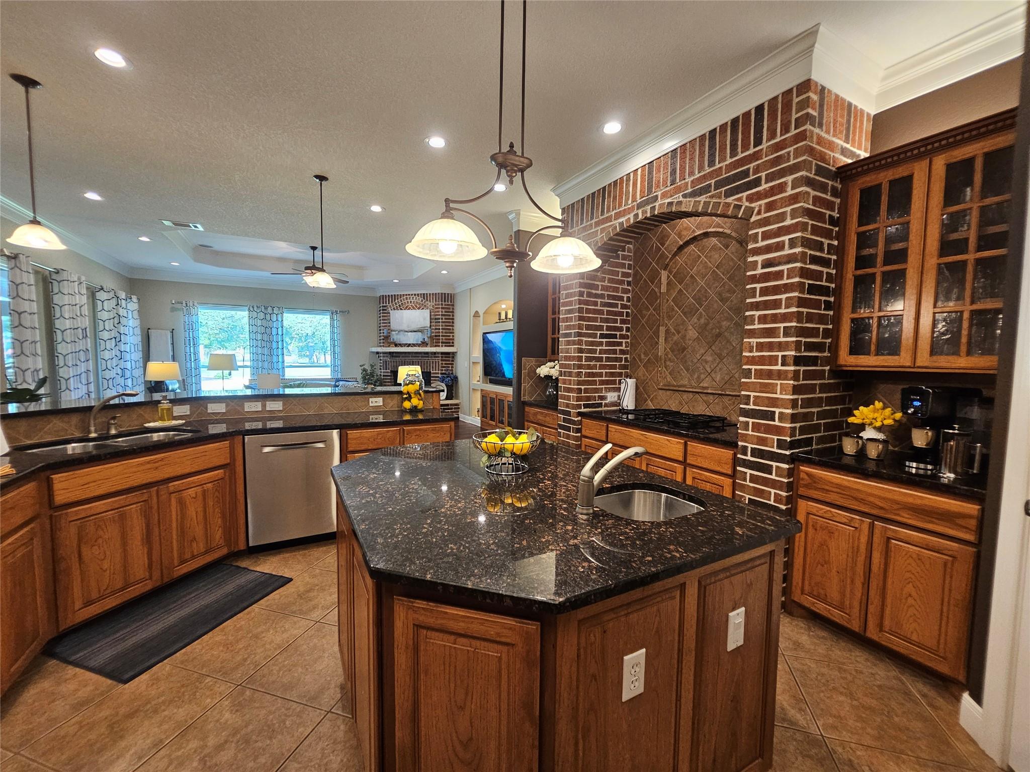 107 W Majestic Oak Ln, Georgetown, TX 78633