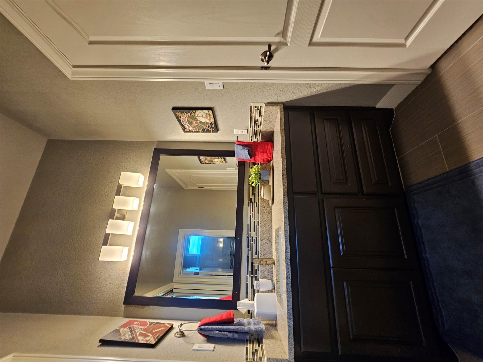 107 W Majestic Oak Ln, Georgetown, TX 78633