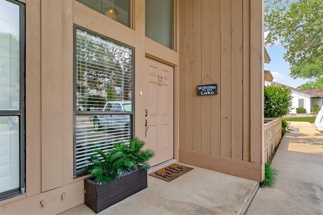 613 Hi Circle North # E, Horseshoe Bay, TX 78657