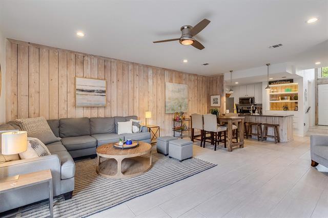 613 Hi Circle North # E, Horseshoe Bay, TX 78657