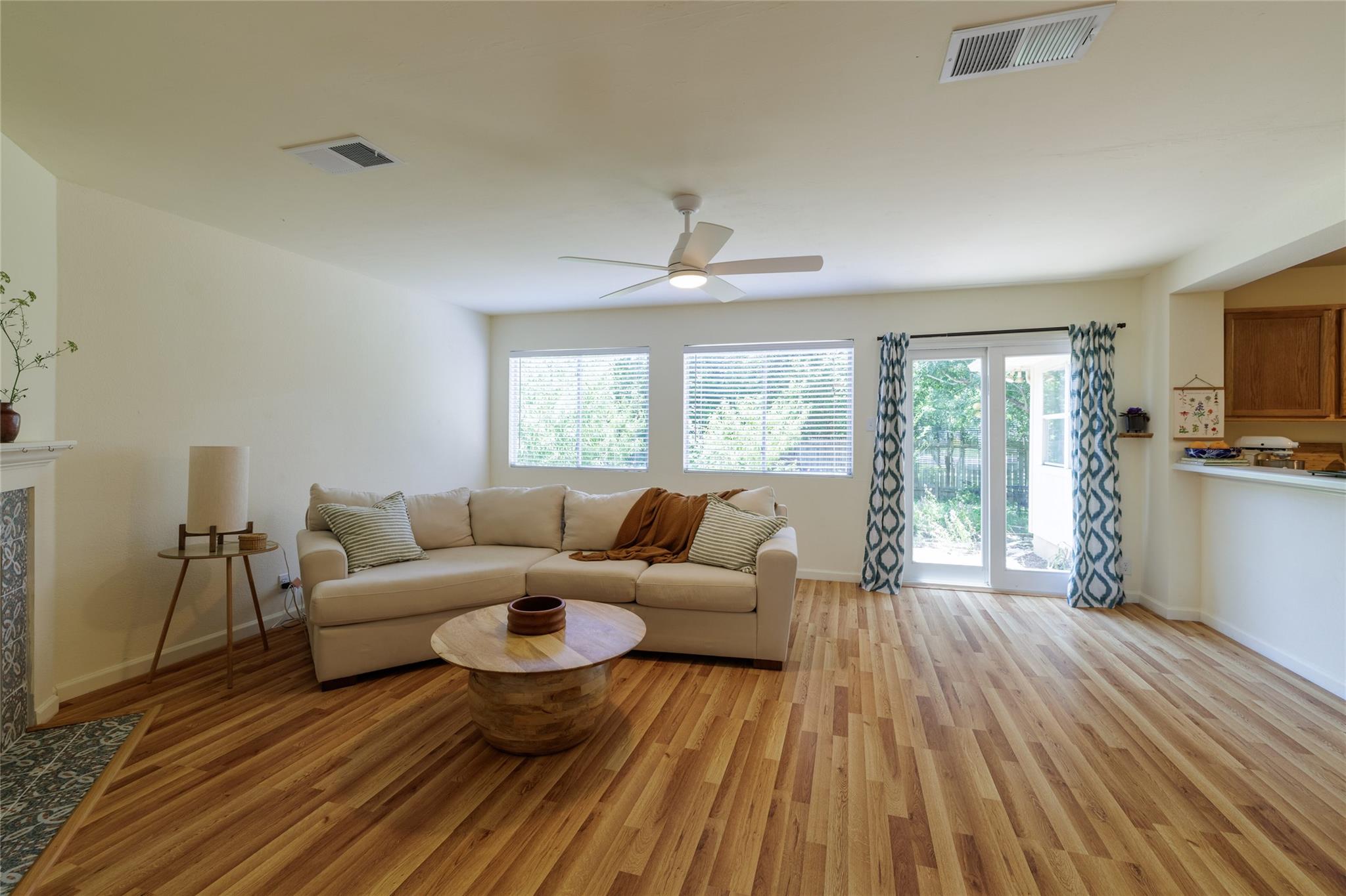16704 Shipshaw River Cv, Leander, TX 78641