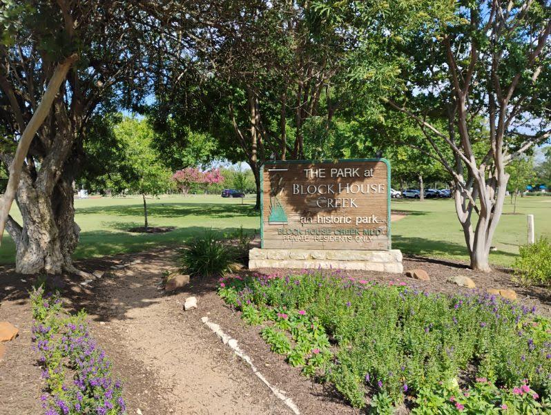 16704 Shipshaw River Cv, Leander, TX 78641