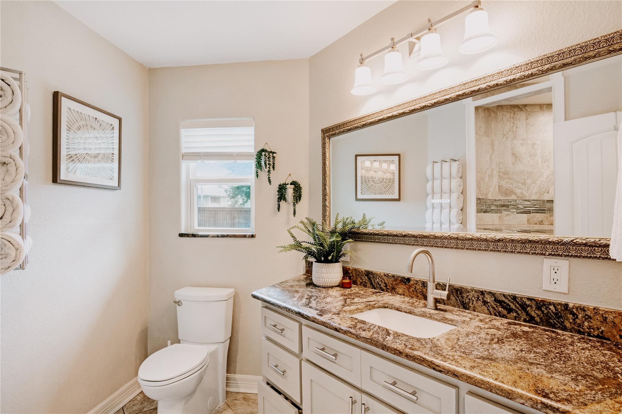 134 Sinclair St, Corpus Christi, TX 78411