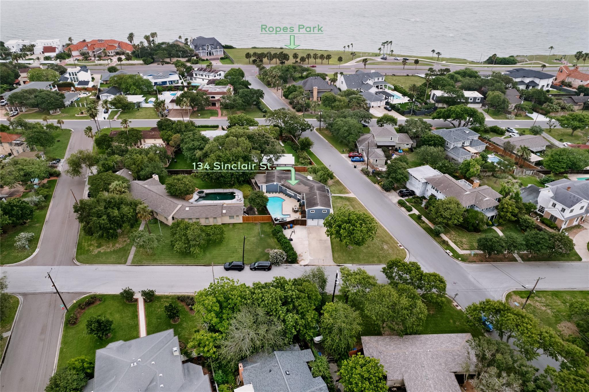 134 Sinclair St, Corpus Christi, TX 78411