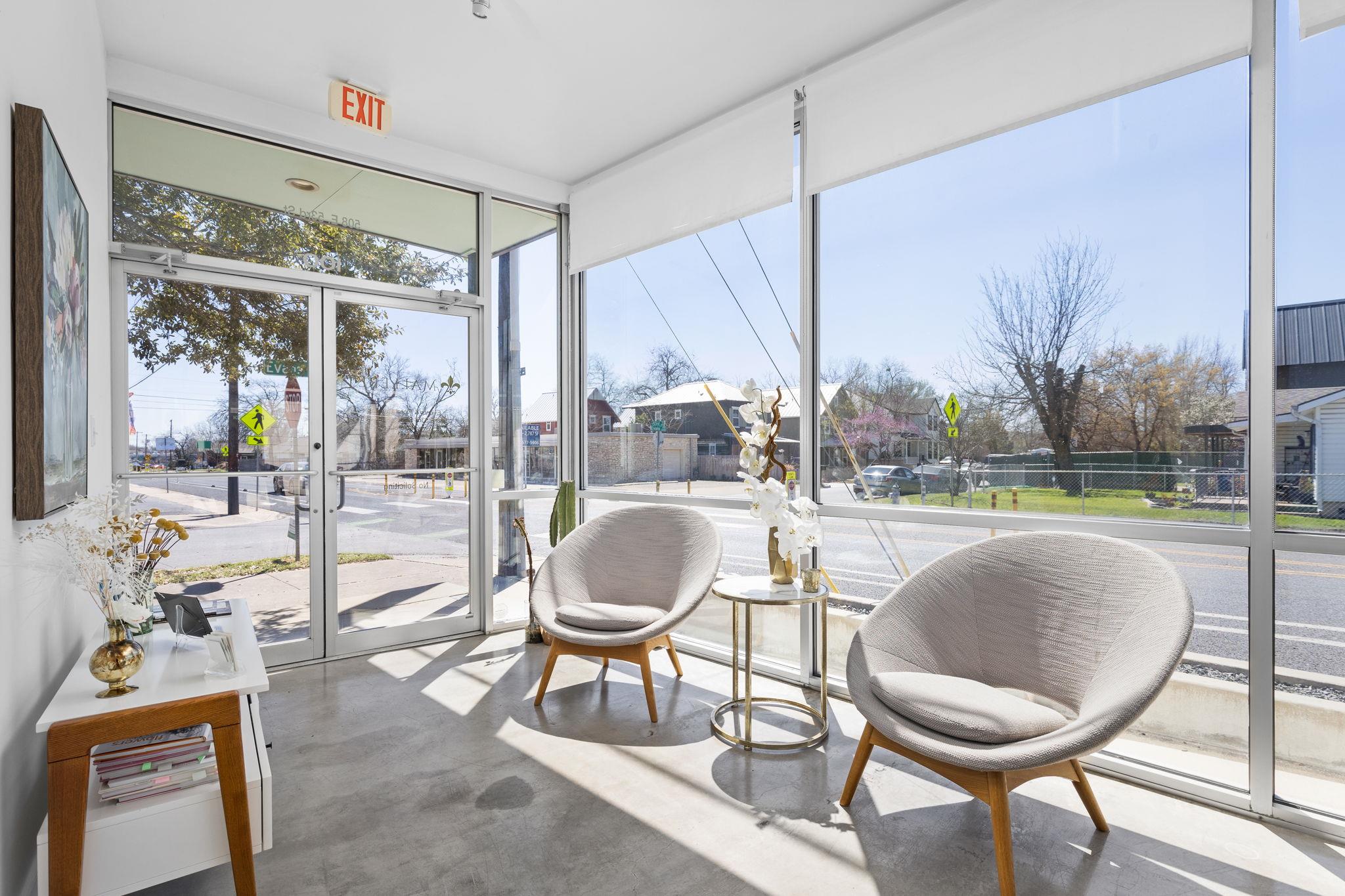 508 E 53rd St # 100, Austin, TX 78751
