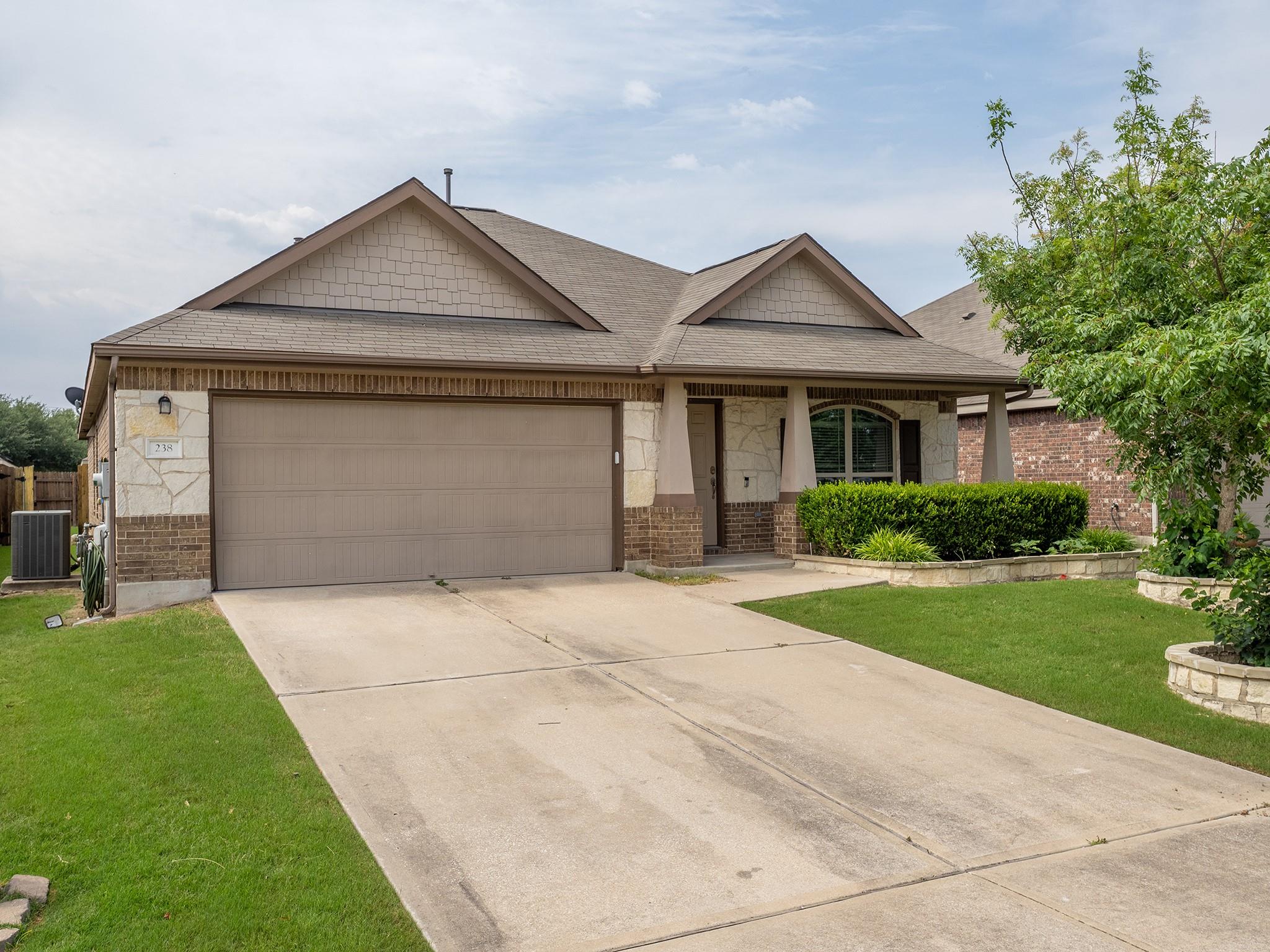 238 Travertine Trl, Buda, TX 78610