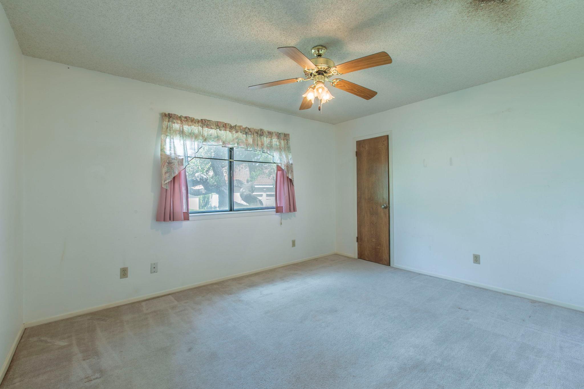 106 White Sands Dr, Lakeway, TX 78734