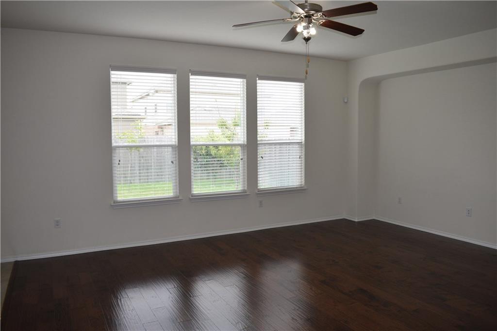 1425 Berlin Ln, Austin, TX 78753