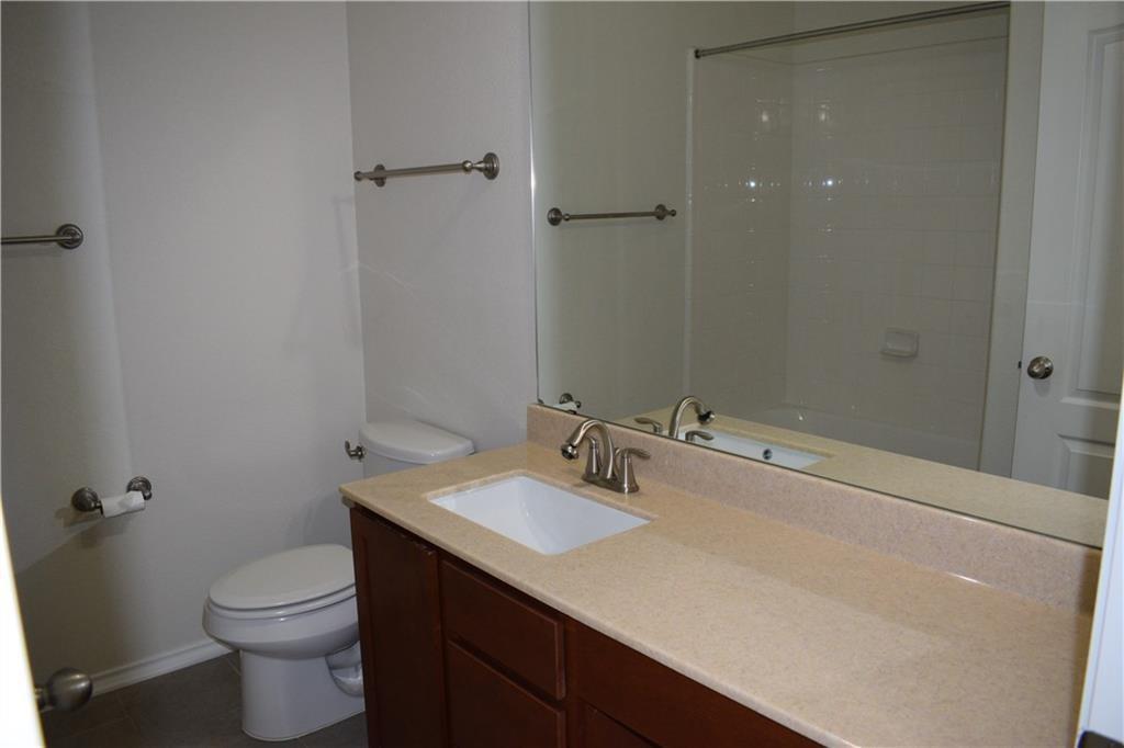 1425 Berlin Ln, Austin, TX 78753