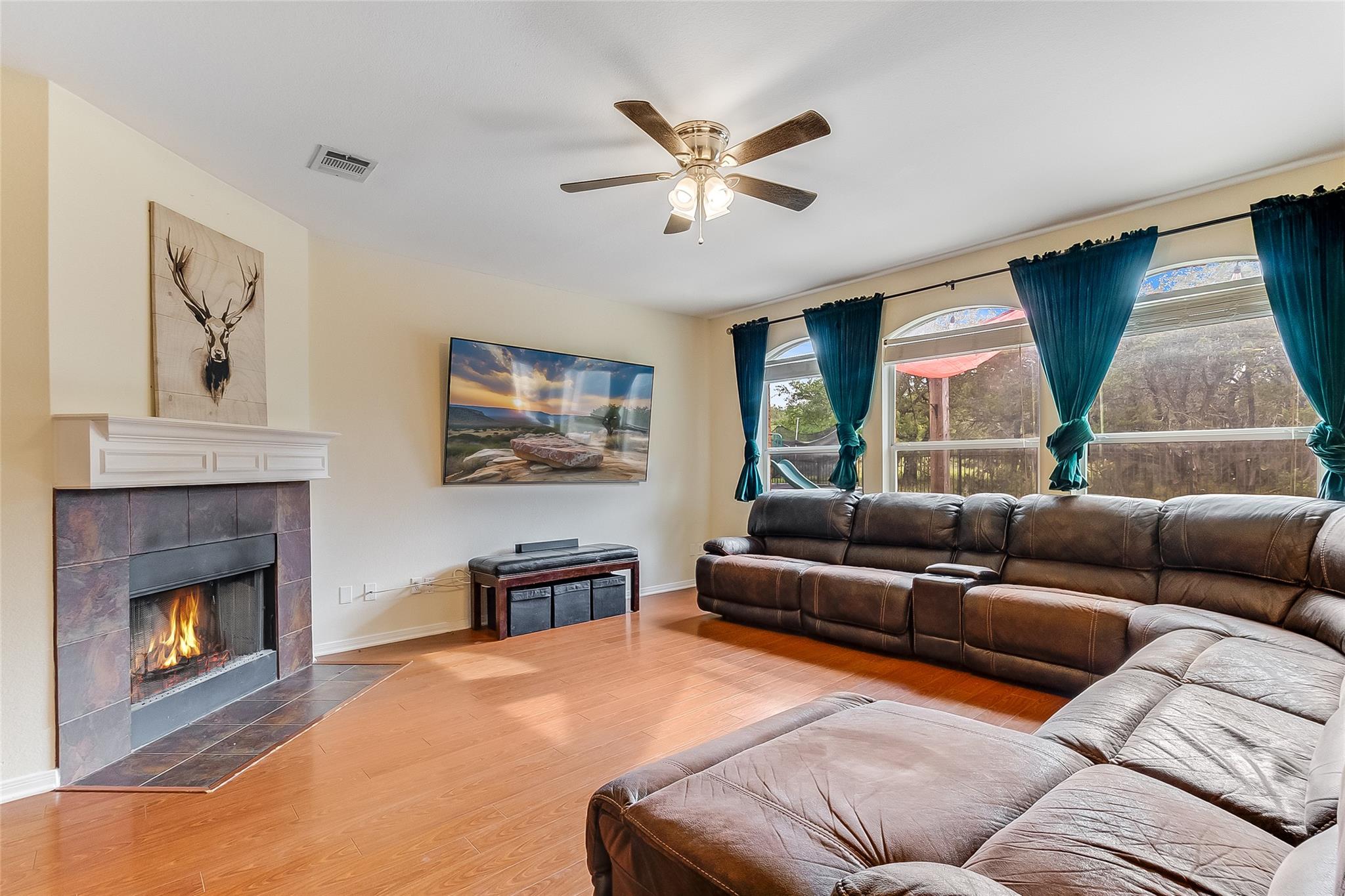 5232 Texas Bluebell Dr, Spicewood, TX 78669
