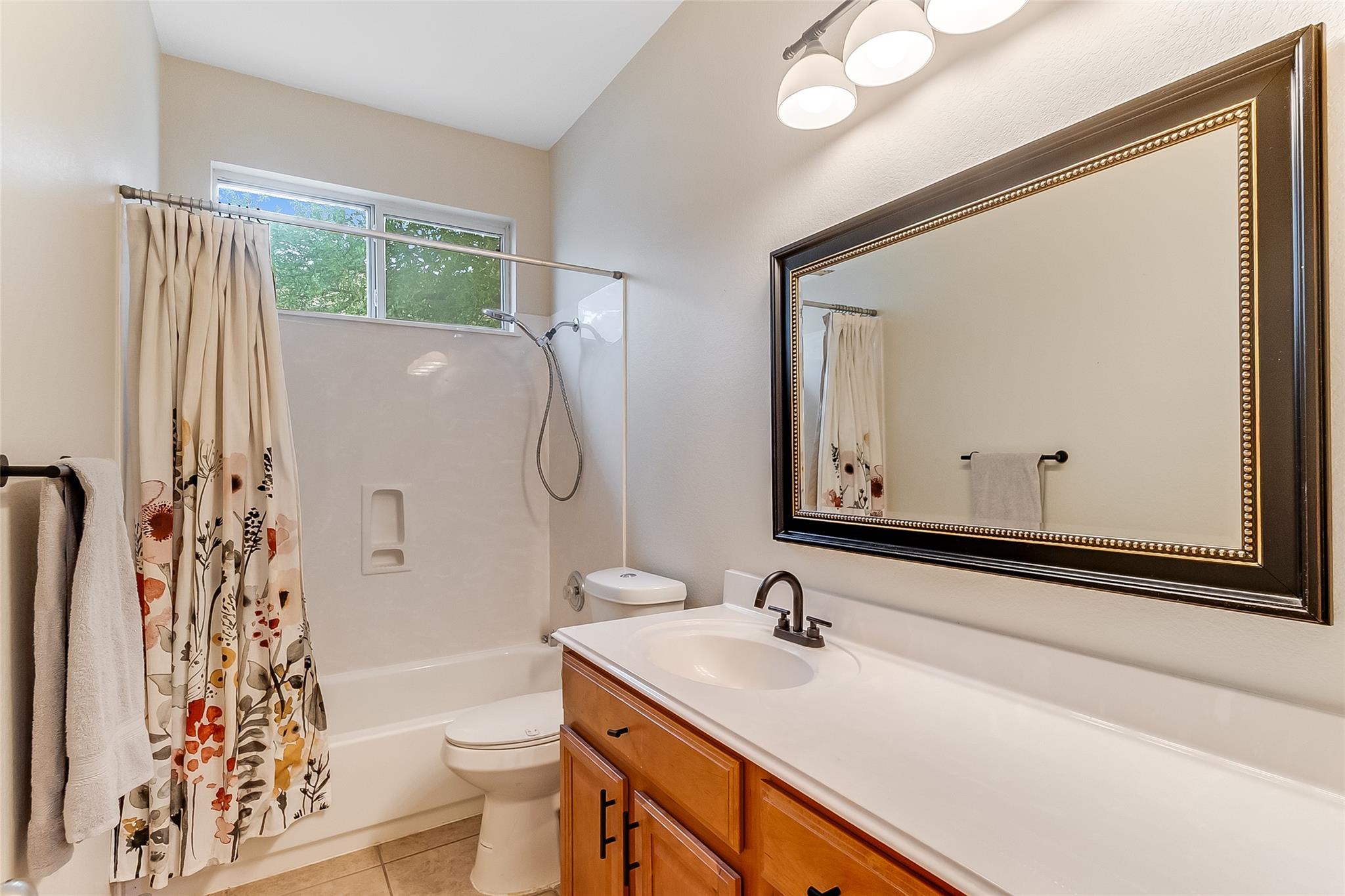 5232 Texas Bluebell Dr, Spicewood, TX 78669