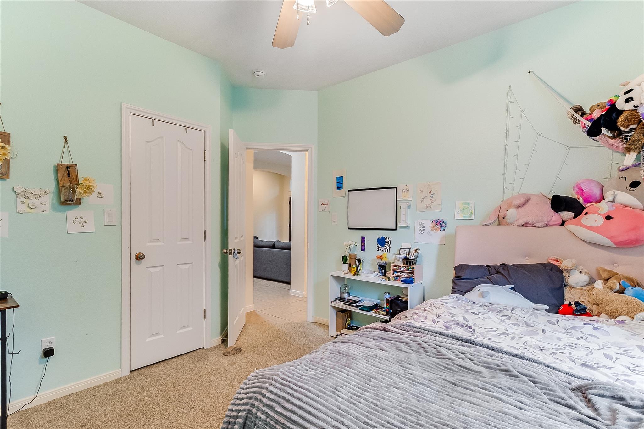 5232 Texas Bluebell Dr, Spicewood, TX 78669