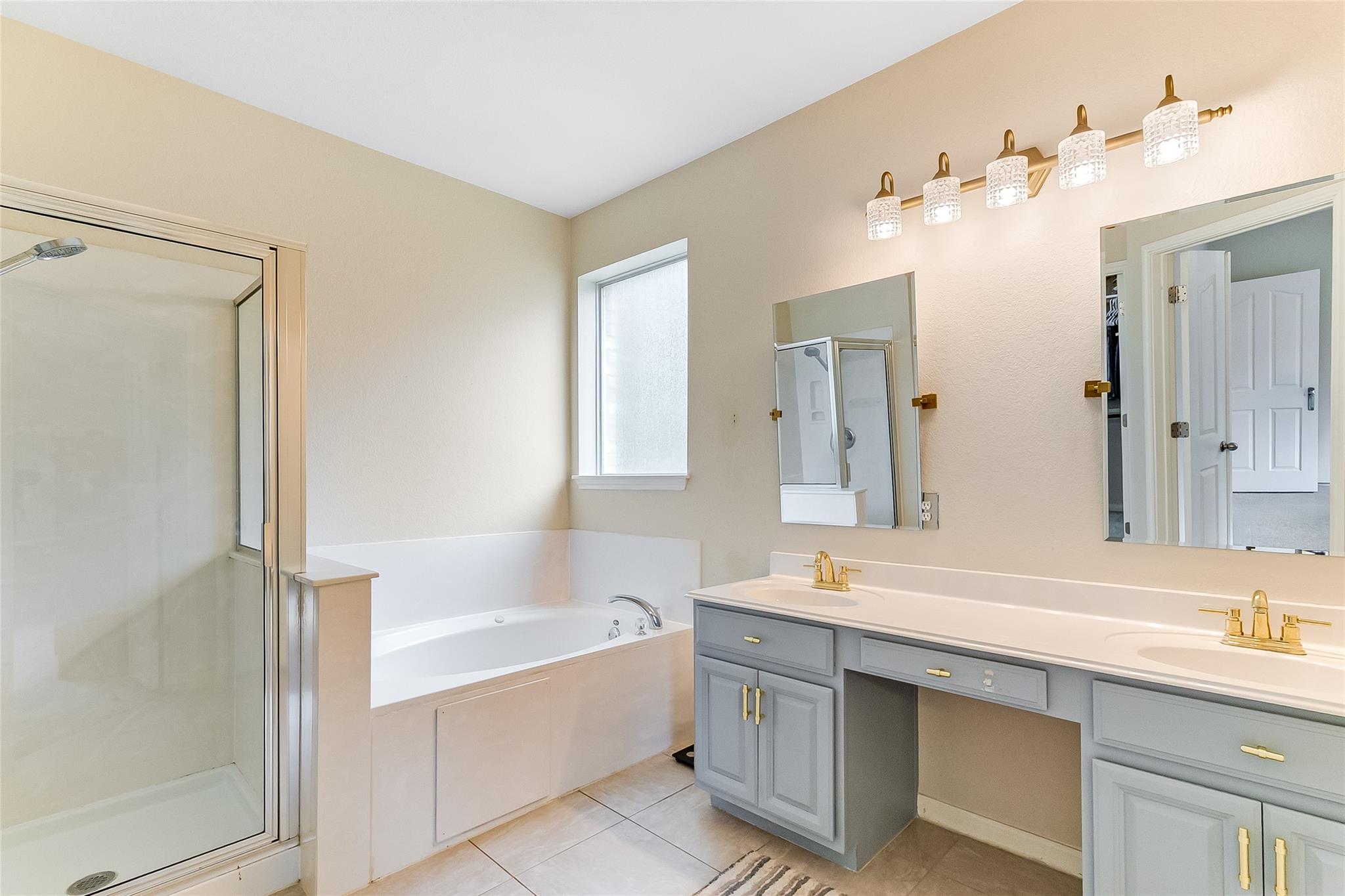 5232 Texas Bluebell Dr, Spicewood, TX 78669