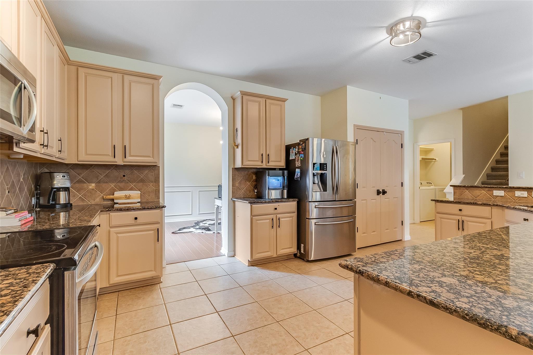 5232 Texas Bluebell Dr, Spicewood, TX 78669