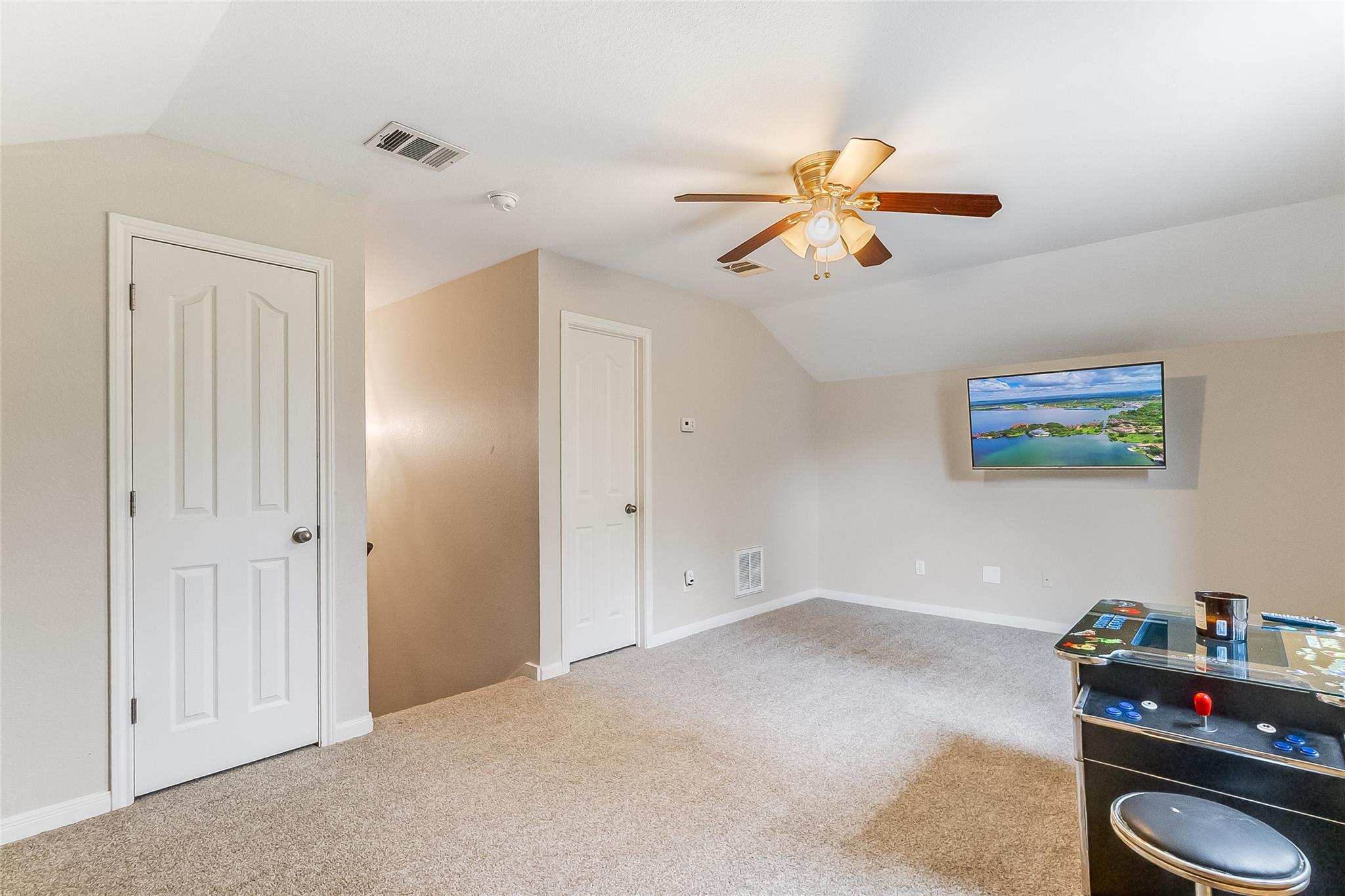5232 Texas Bluebell Dr, Spicewood, TX 78669