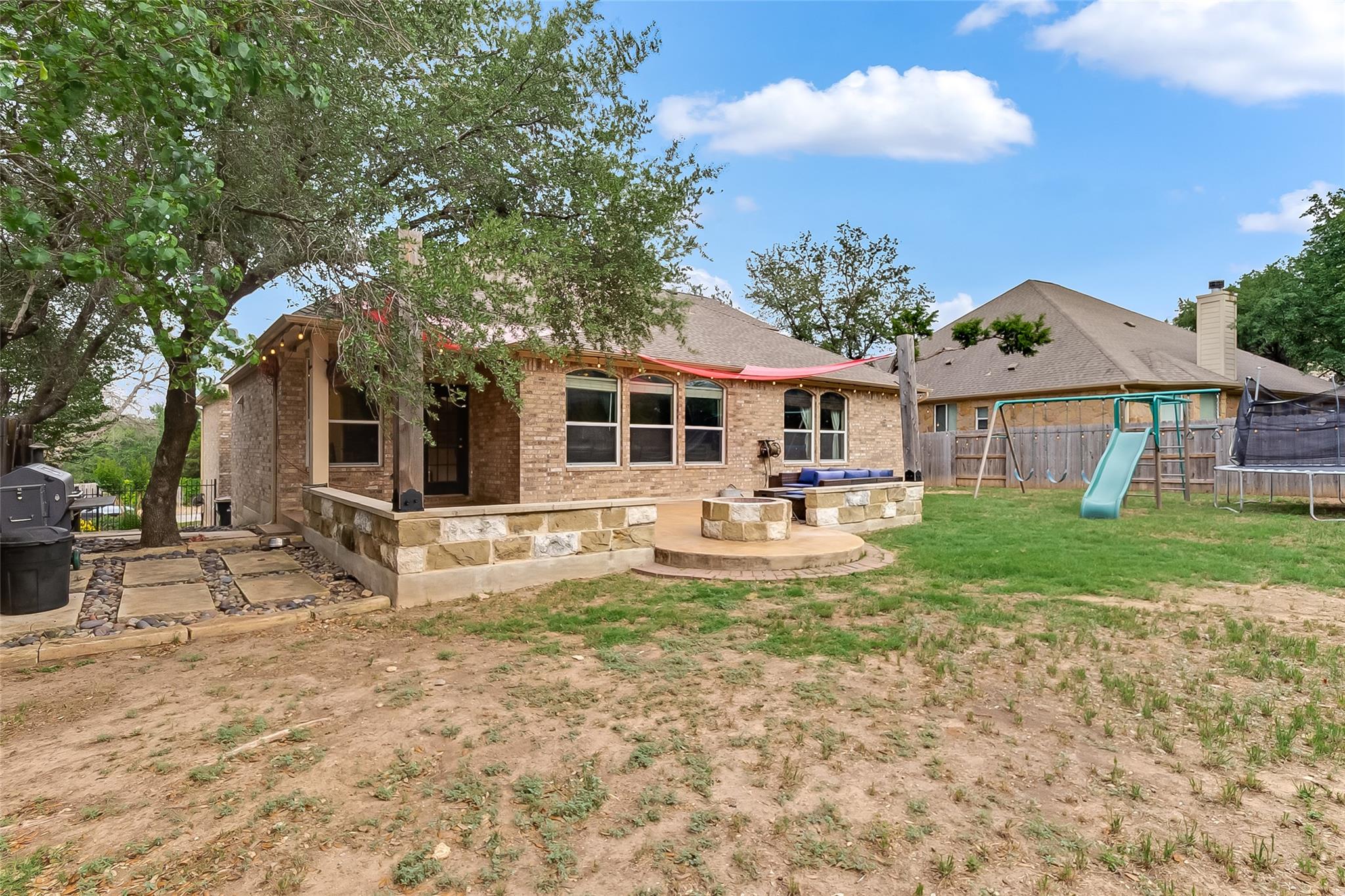 5232 Texas Bluebell Dr, Spicewood, TX 78669