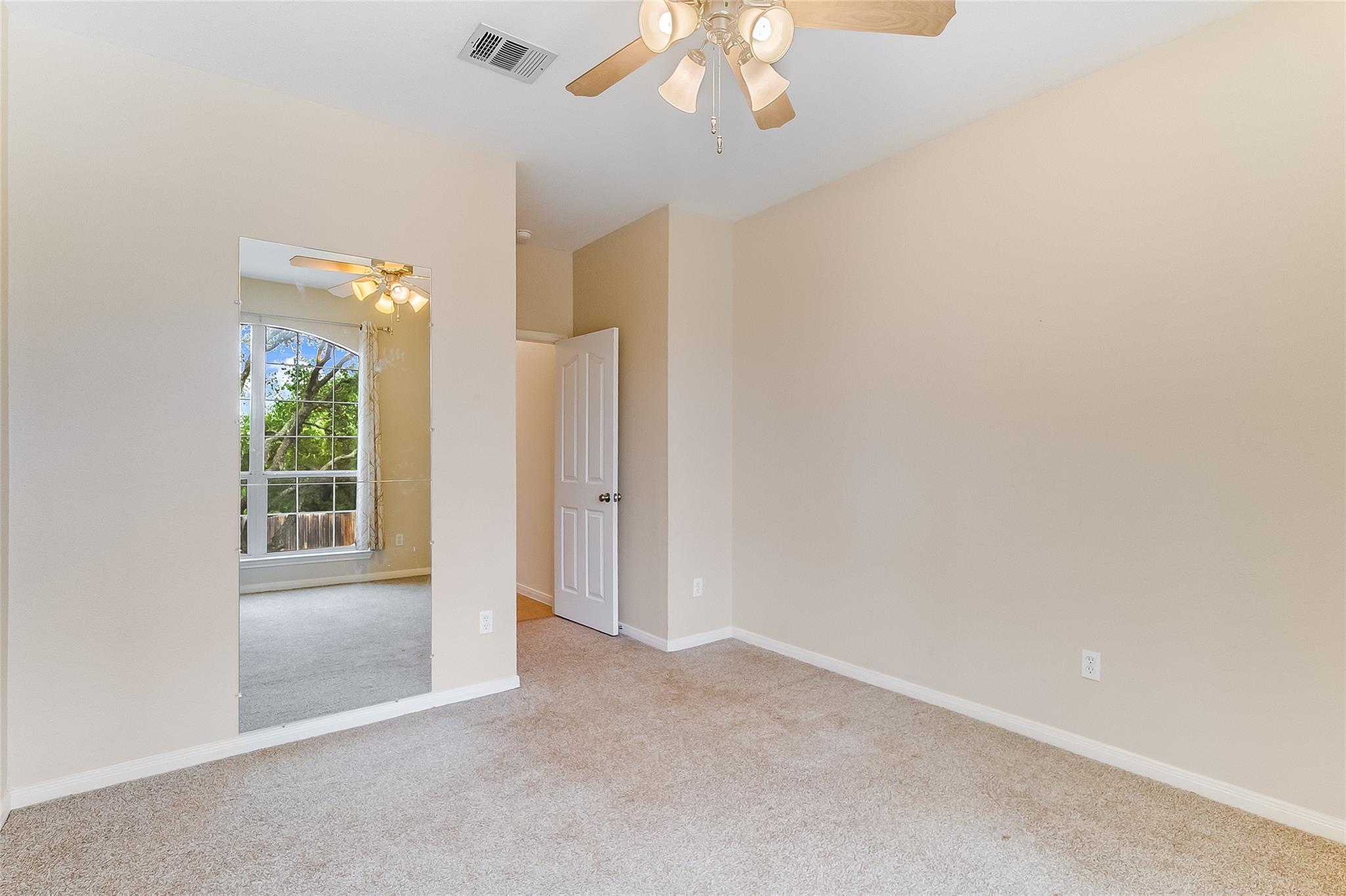 5232 Texas Bluebell Dr, Spicewood, TX 78669