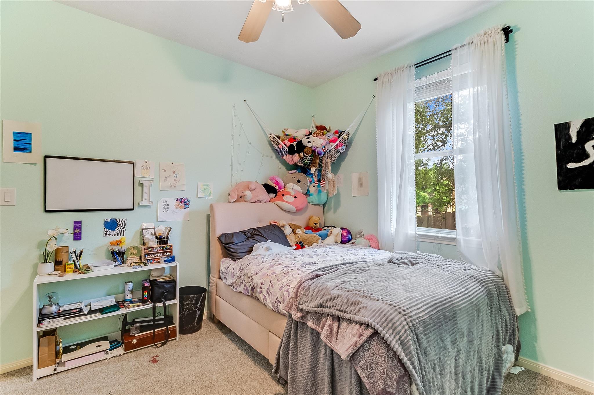 5232 Texas Bluebell Dr, Spicewood, TX 78669