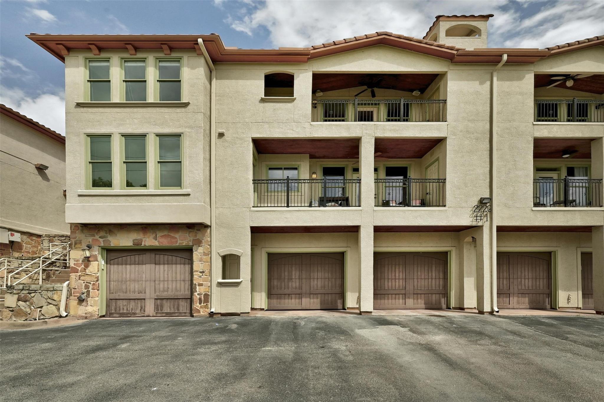 2226 Westlake Dr # 1-4, Austin, TX 78746