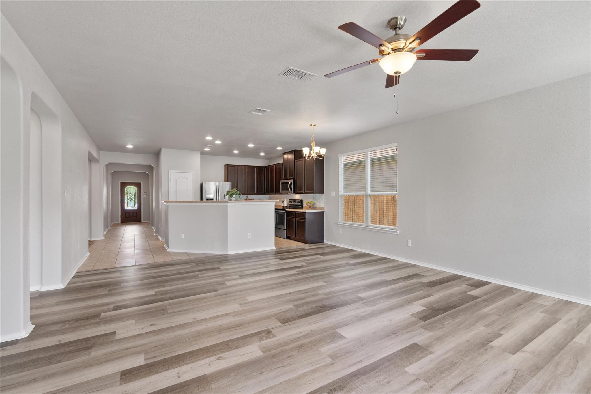 2216 McCombs St, Georgetown, TX 78626