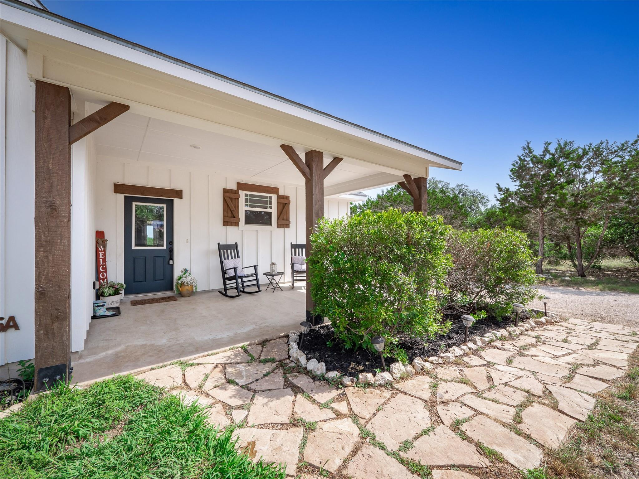100 Lost Falls Cv, Wimberley, TX 78676