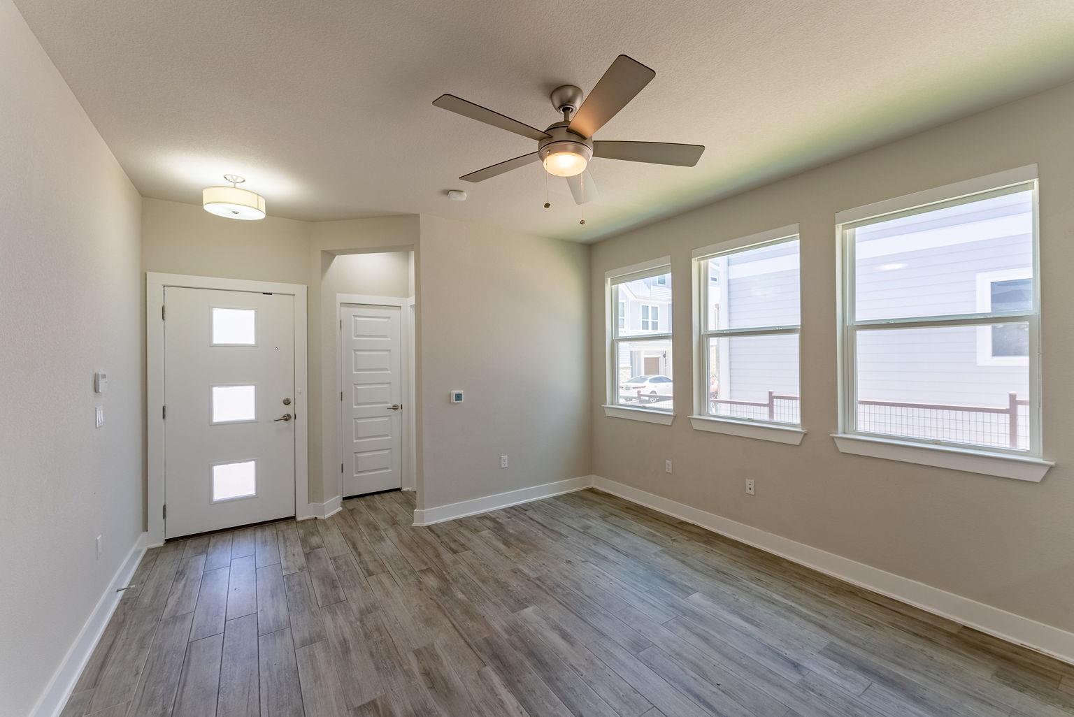 1921 Teagle Dr # 235C, Austin, TX 78741