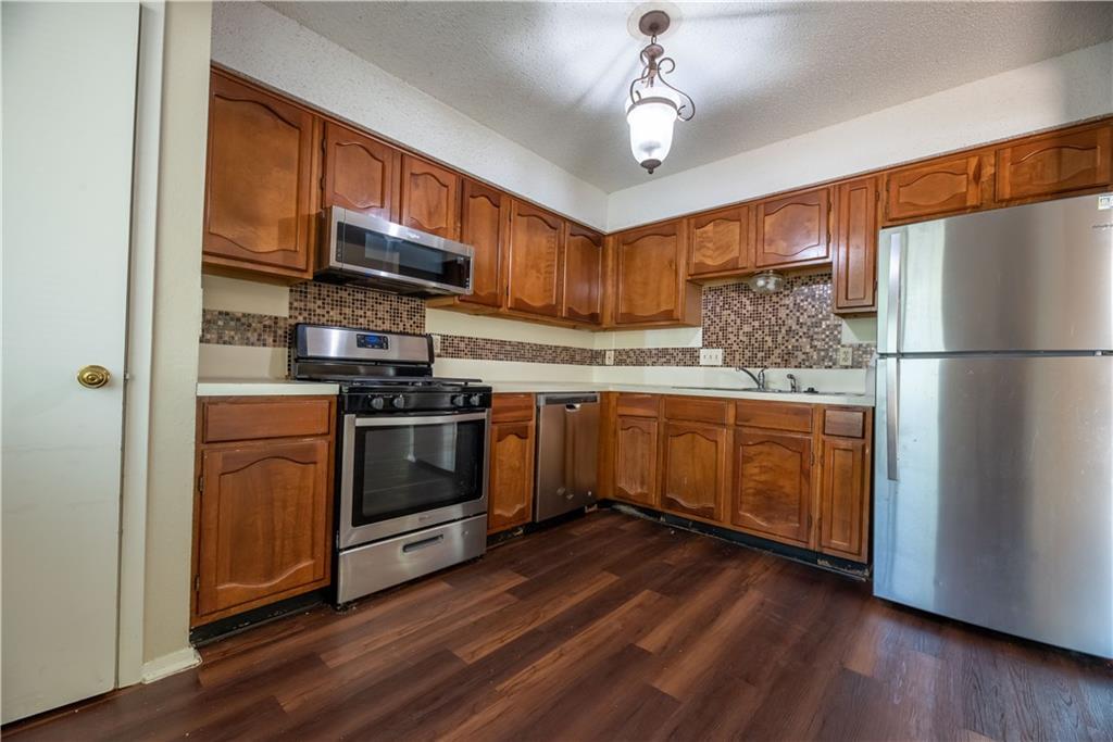 9000 Mountain Ridge Dr # A, Austin, TX 78759