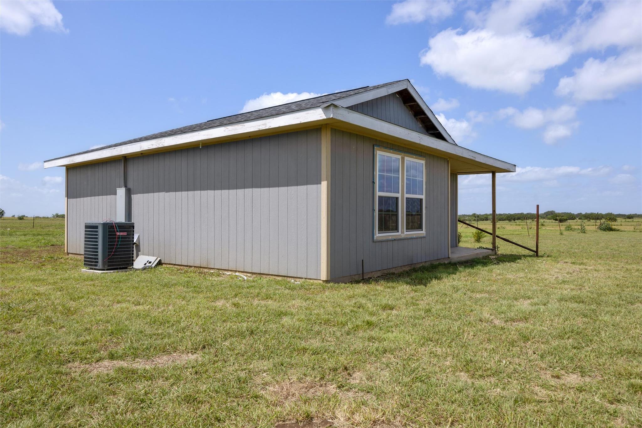2481 County Road 224, Florence, TX 76527