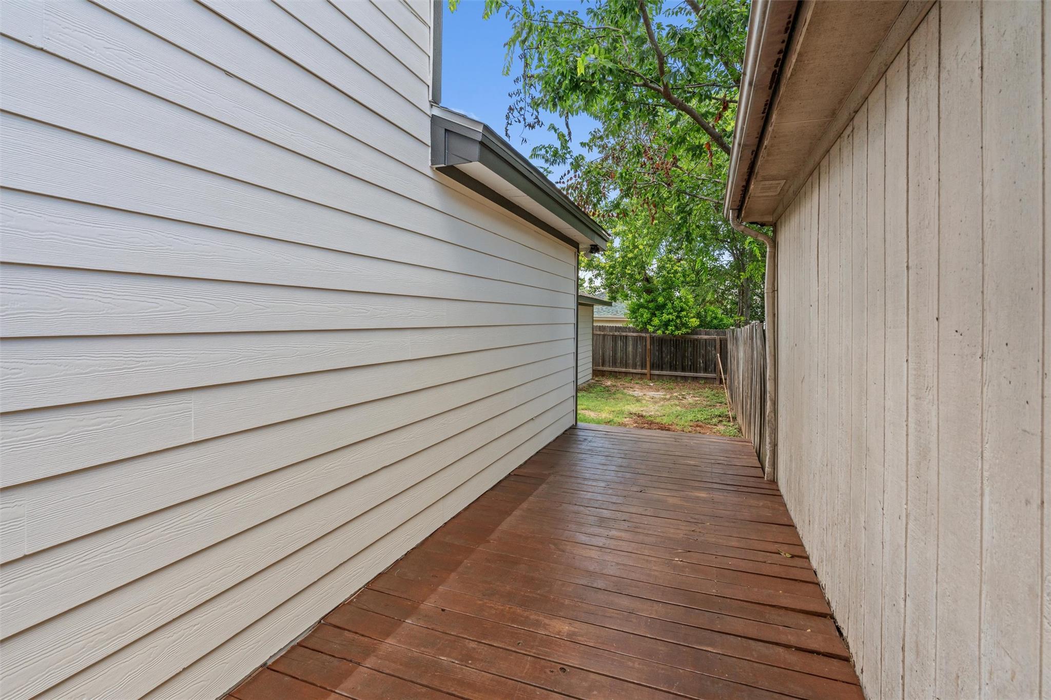 837 Mica Ln, Leander, TX 78641