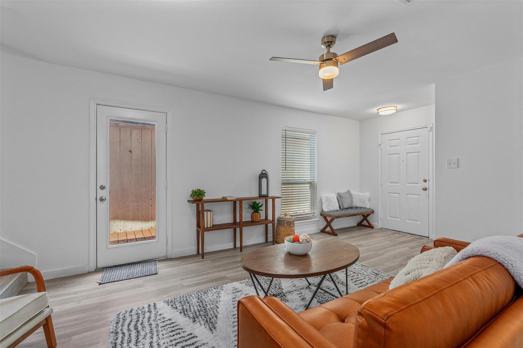 837 Mica Ln, Leander, TX 78641