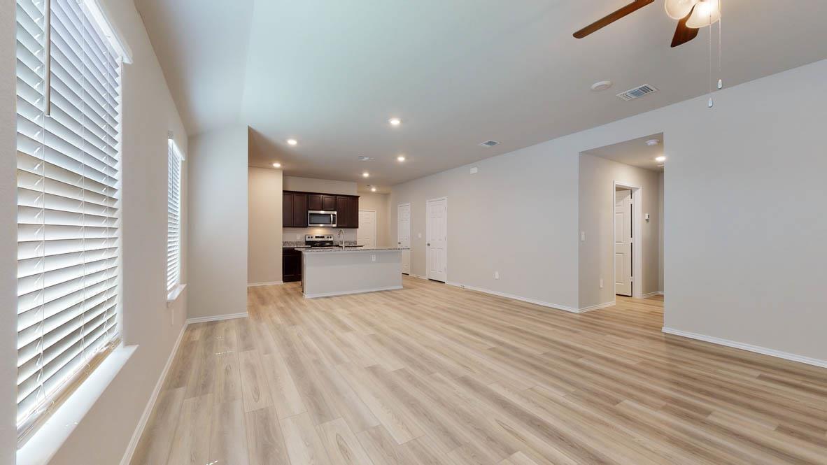 8904 Flat Iron Dr, Temple, TX 76502