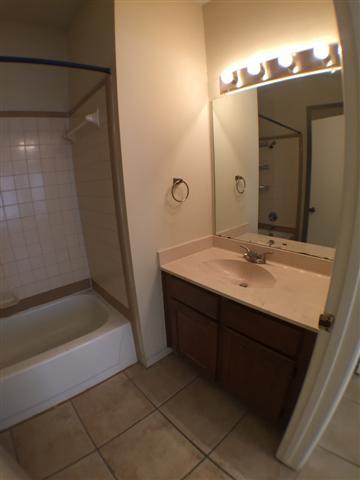 2216 San Gabriel St # 108, Austin, TX 78705