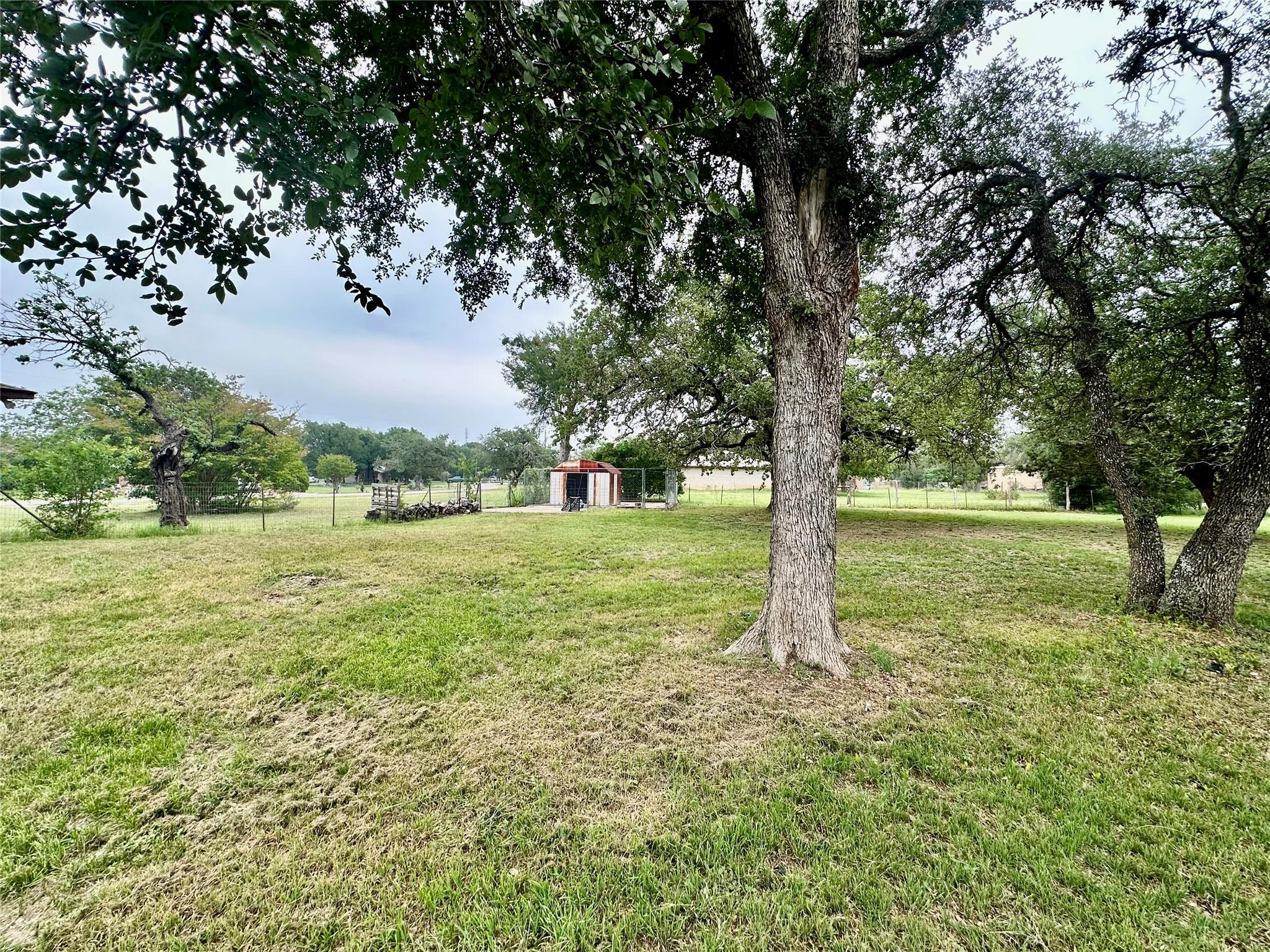 677 County Road 3081 Ctr, Lampasas, TX 76550
