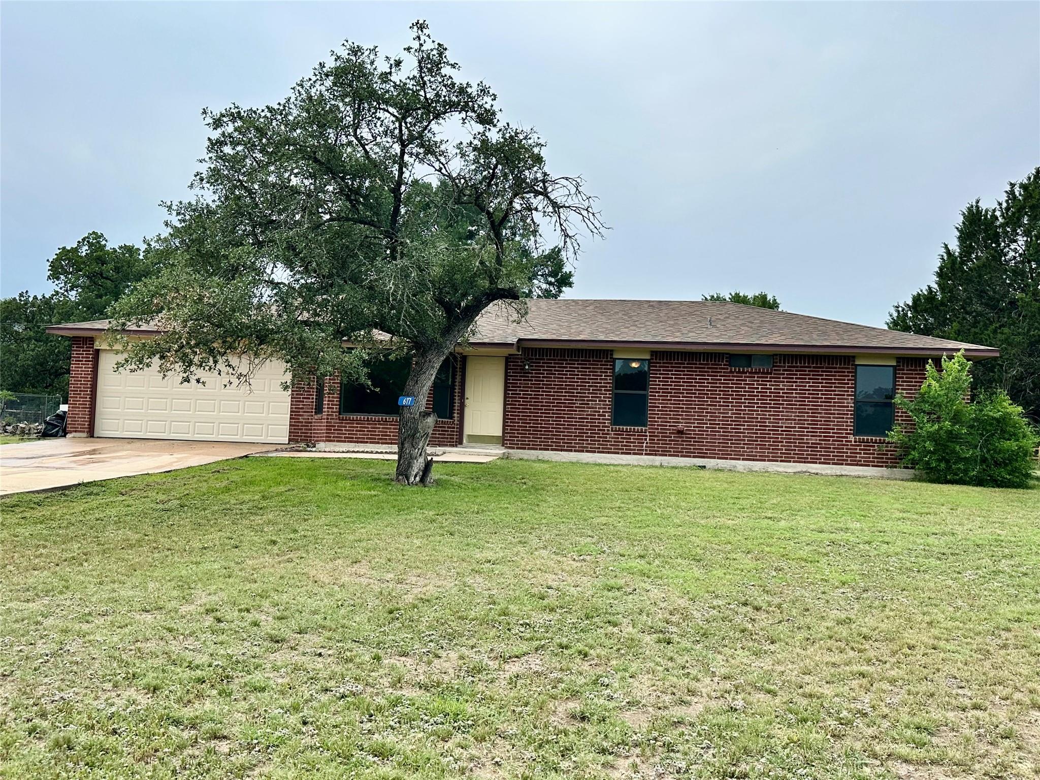 677 County Road 3081 Ctr, Lampasas, TX 76550