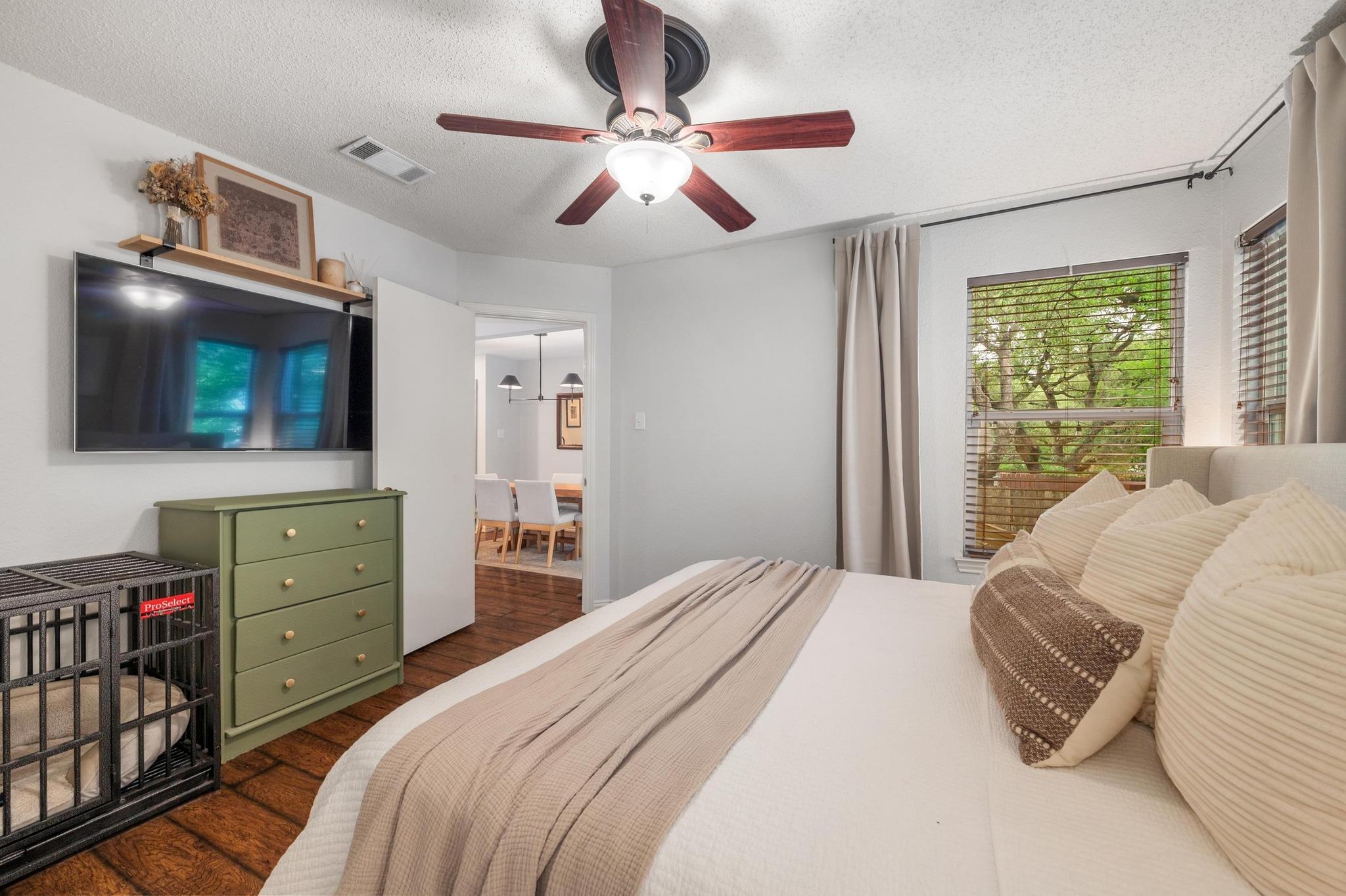 12721 Heinemann Dr, Austin, TX 78727