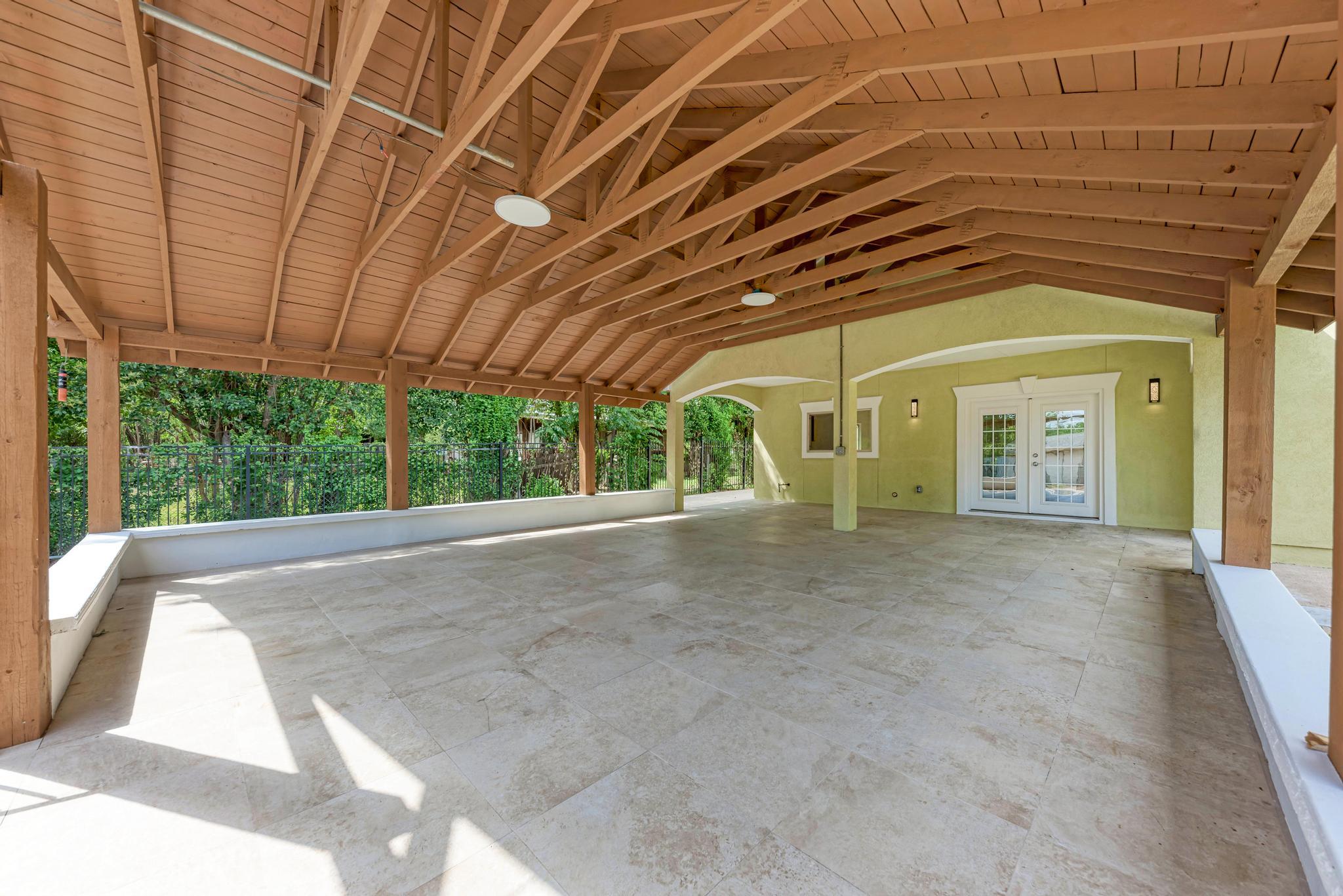 903 N Neans Dr, Austin, TX 78758